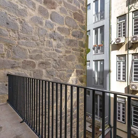 Limehome Porto Rua 31 De Janeiro Exterior photo