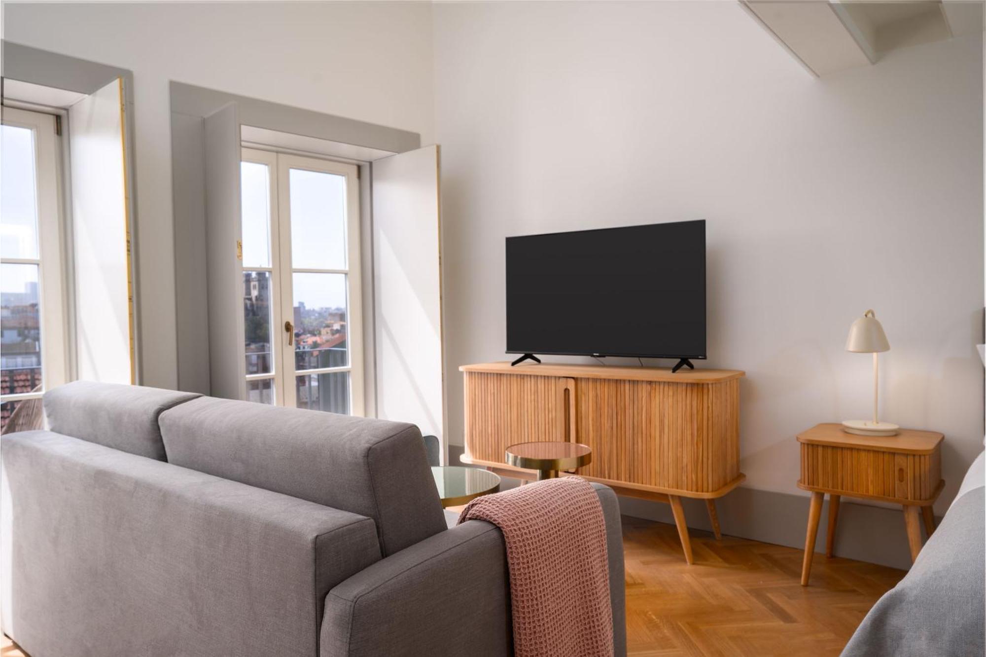 Limehome Rua 31 De Janeiro Apartment