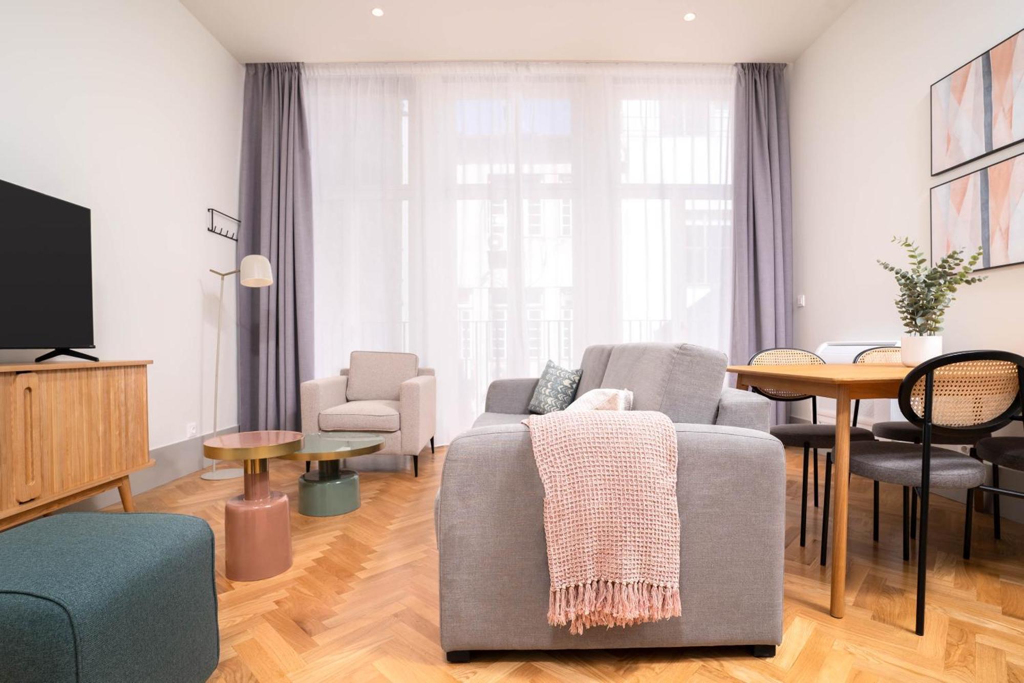 Limehome Rua 31 De Janeiro Apartment